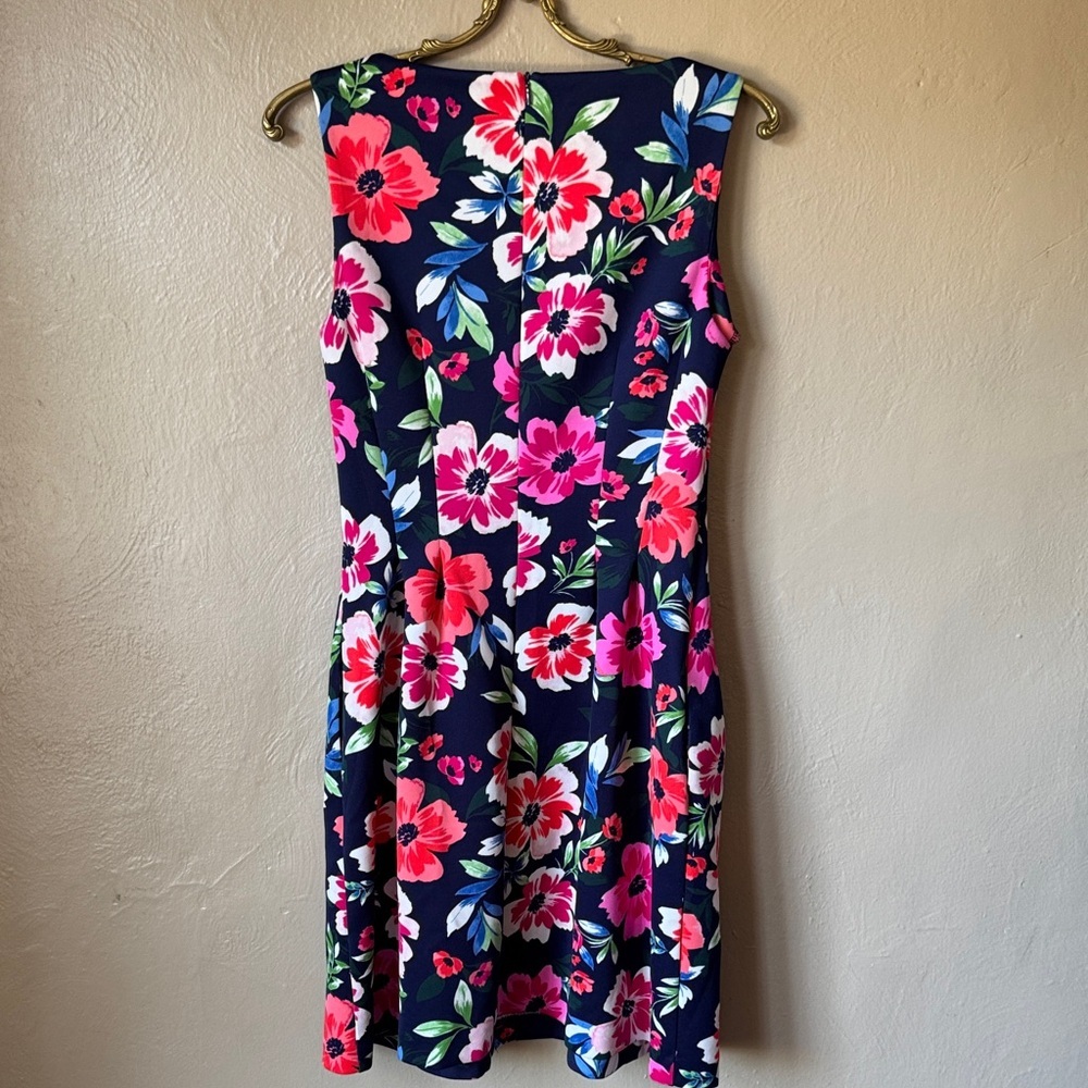 Vince Camuto Floral Sleeveless Dress in Navy with Pink Blooms Size 8 - Picture 3 of 5